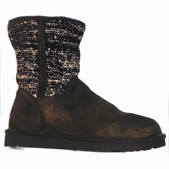 UGG Lyla Black and Gold Metallic Sequins Knit Sparkle boots (womens size… - Picture 1 of 11